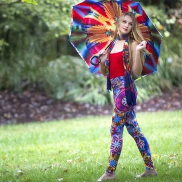 Hot Air Balloon Reverse 3D Art Umbrella - Picture 5 of 6